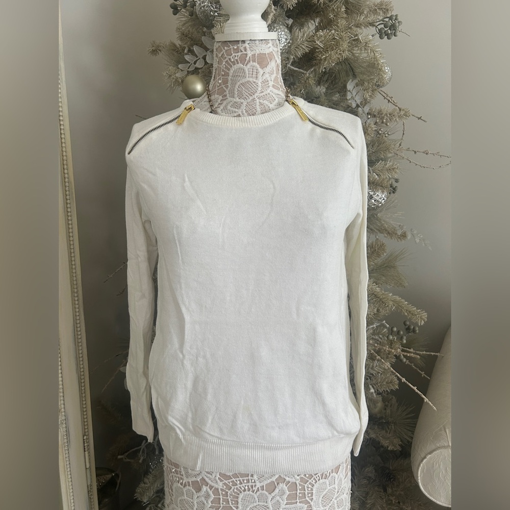 $128 Retail Michael Kors Sweater